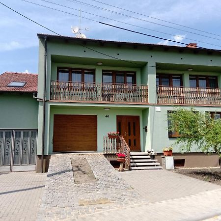 Appartamento U Hradeb Mikulov Esterno foto